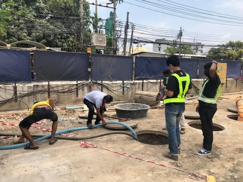 สูบส้วมออฟฟิศ